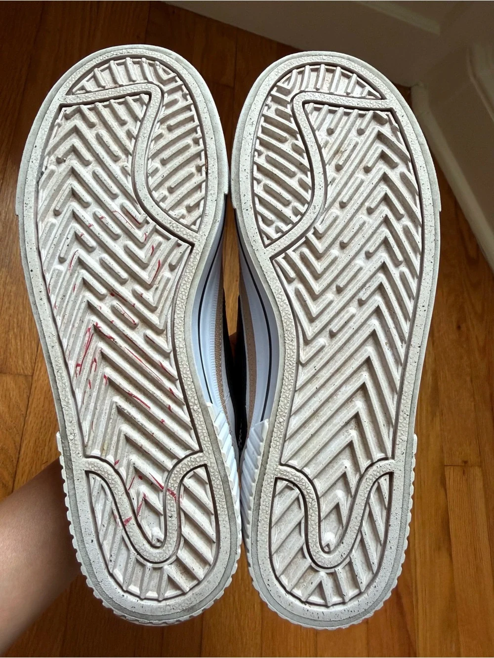 Nike court legacy